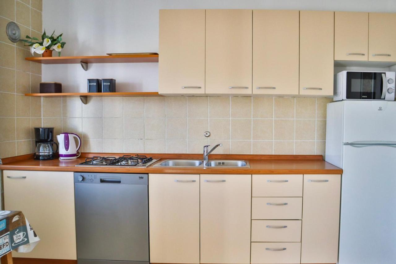 פג Apartmani Nana Mija מראה חיצוני תמונה