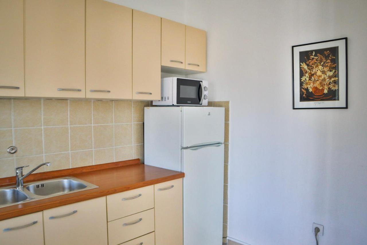 פג Apartmani Nana Mija מראה חיצוני תמונה