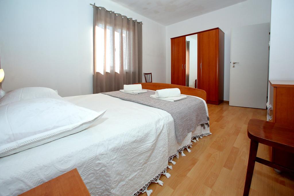 פג Apartmani Nana Mija מראה חיצוני תמונה